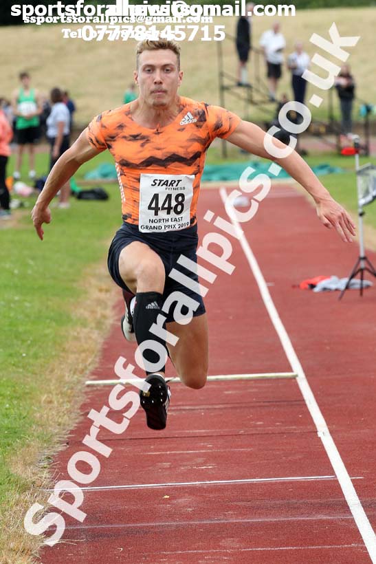 Triple jump, North East Grand Prix, Monkton, Jarrow. Photo: David T. Hewitson/Sports for All Pics